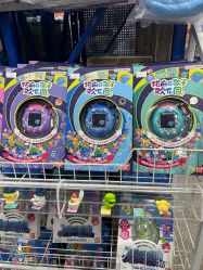 -逝水玩具折扣店