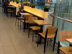 用餐区-肯德基(成都双流机场T2店)