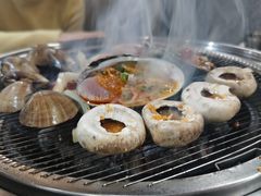 -围炉肉舍丹东海鲜烤肉·烤活鳗(步行街店)