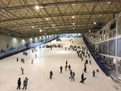 -乔波室内滑雪场