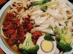 -郑东靓靓虾馆·金牌油焖大虾(天泽街店)