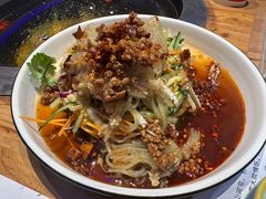 -山河屯铁锅炖·非遗东北菜(南山店)