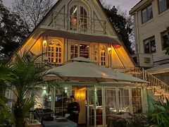 -弦月窗LUNETTE BY AMANDA(复兴路店)