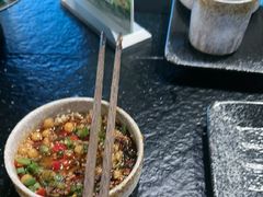 -鹿鸣山草本茶香火锅(园西路店)
