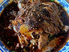 拌核桃肉-赵姐猪耳朵饭店