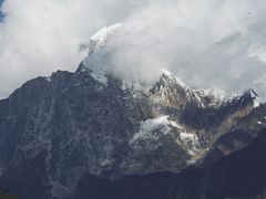 -贡嘎雪山