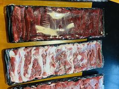 -果松木炭酸菜铜火锅·外婆参鸡汤