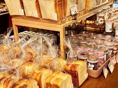 -CARINO BAKERY&CAFE(人广来福士店)