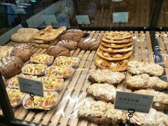 -Dough&Joe团憩(瑞虹天地月亮湾店)