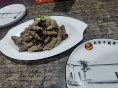 -新渝干锅辣鸭头(万年泉路店)
