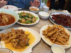 -川人川菜馆·小龙虾·鲜虾现做(黄山路店)