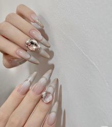 -Ami nail爱米美甲美睫