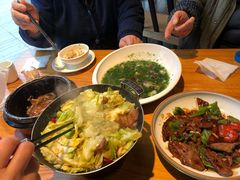 干锅手撕包菜-聚鑫阁江浙菜·非遗传承技艺(青村帝华园店)