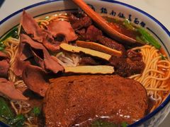 -镇南锅盖面馆(解放路店)