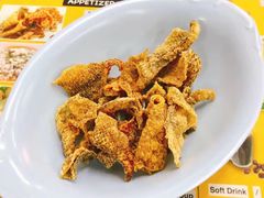 炸鱼皮-榮泰米粉湯(Left Shop)