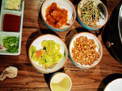 -明洞阿姨·韩式酱蟹烤肉·创意料理(三元桥店)