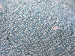 -涨巢·潮玩水疗局