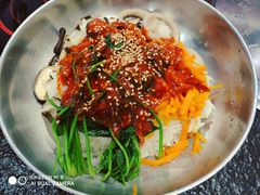 辣鱿鱼海苔拌饭-芝士牛炭火烤肉