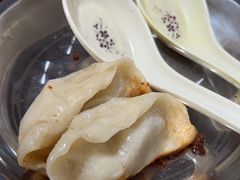 -黄阿姨锅贴大王(万航渡路店)