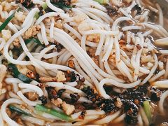 -正宗杨记普洱酸醋米线(总店)