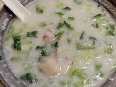 滑鸡粥-玲又珑美食(盘福路店)