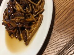 茶树菇烧牛柳-川流不息(北蔡休闲广场店)