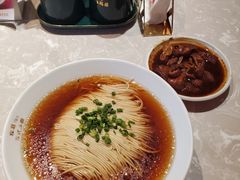 -松鹤面馆·古法焖肉面(观前店)