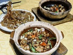 -天宝食坊·啫啫煲大排档(西华路店)