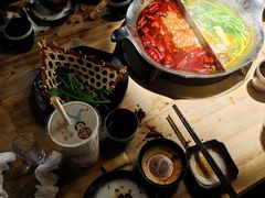 台式麻辣锅-湊湊火锅·茶憩(杭州湖滨银泰in77店)