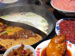 -萍姐火锅·公路夜市(武汉首店)