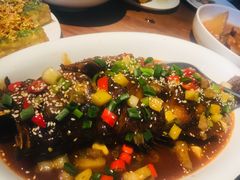 -渝半城经典川粤菜(重庆天地店)