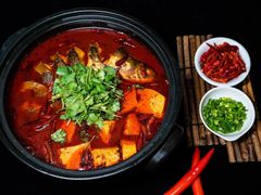 -天外天美食广场(哈尔滨路店)