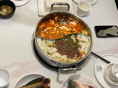 -德林酸菜鱼火锅(南丹店)