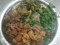 -花溪牛肉粉(八鸽岩店)