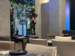 -LES ELITES 英集荟(南京西路店)