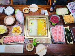 -东巴婆婆云南鱼豆花火锅(大东门店)