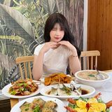 侨港风情街这边平价又美味的海鲜！！