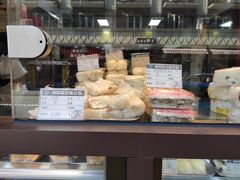 面包甜点陈列柜-云南路美食街