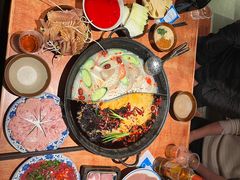 -周小明火锅(黑金冠社区店)