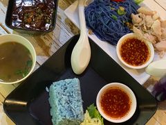 -蝶豆花蓝面条