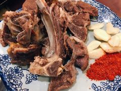 手抓羊肉-壹阁胡羊焖饼(特色小吃街店)