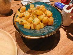 -耶里夏丽·丝路新疆菜·清真食品(徐汇南丹东路臻选店)