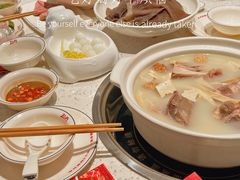 -三人行骨头王火锅(长寿店)