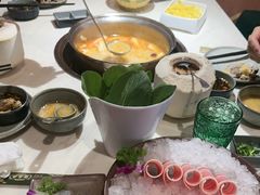 -喃喃椰·糟粕醋·椰子鸡火锅(七堡花园店)