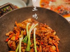 铁锅炒土鸡-沅江水·湖南家宴(南村万博长隆商圈店)