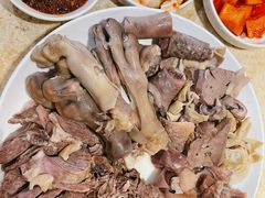 手撕狗肉-英子补身汤(海兰路店)