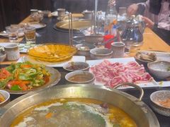 -顶顶汤火牛排火锅·经典铜锅涮肉