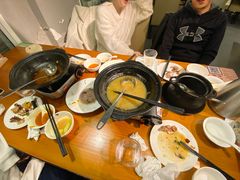 -莲餐厅·湖北菜·潜江小龙虾店(愚园路店)