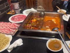 -百年川椒重庆老火锅(光谷店)