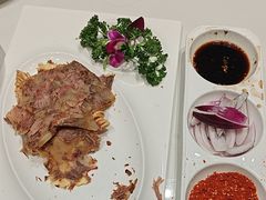 -民族手抓羊肉馆·滩羊手抓·烤全羊